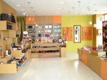 Local comercial en venda a Tona