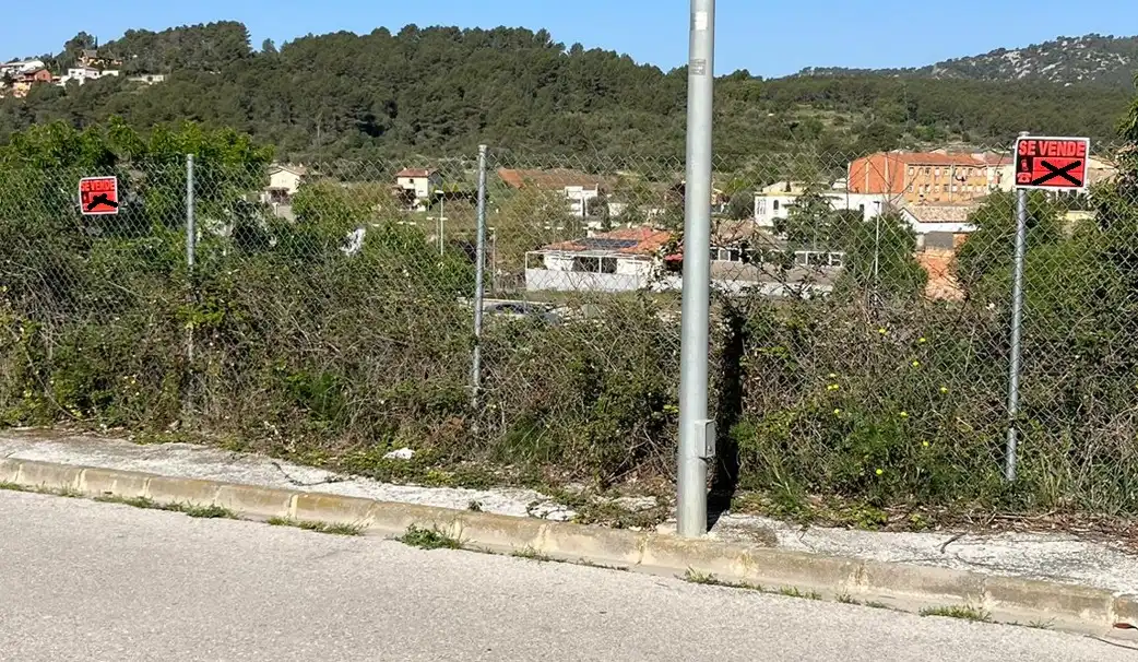 Terreny residencial en venda a Carrer Frederica Montseny 3, imagen 3
