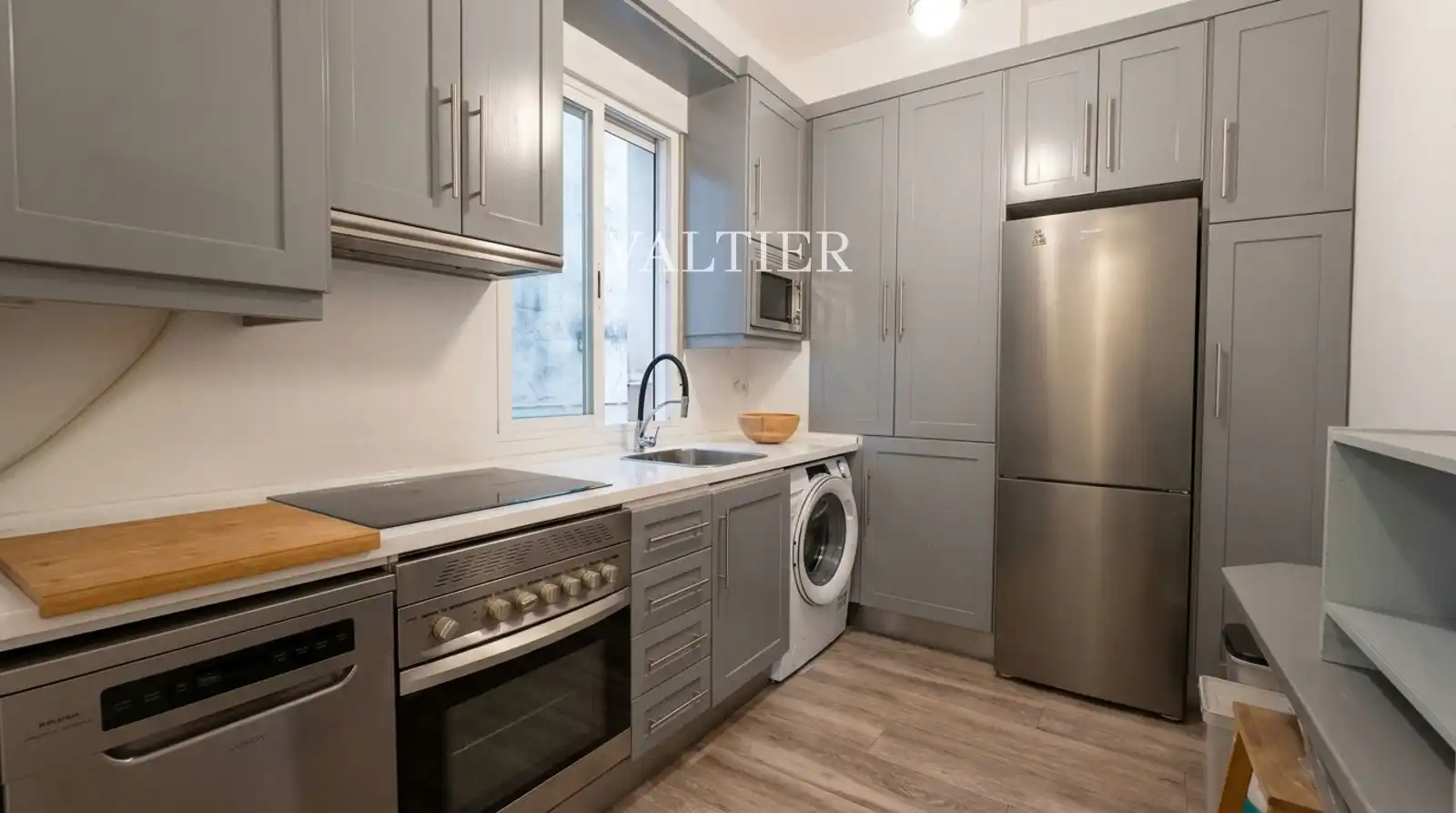 Kitchen of Flat for rent in Madrid  with Air Conditioner, Terrace and Furnished