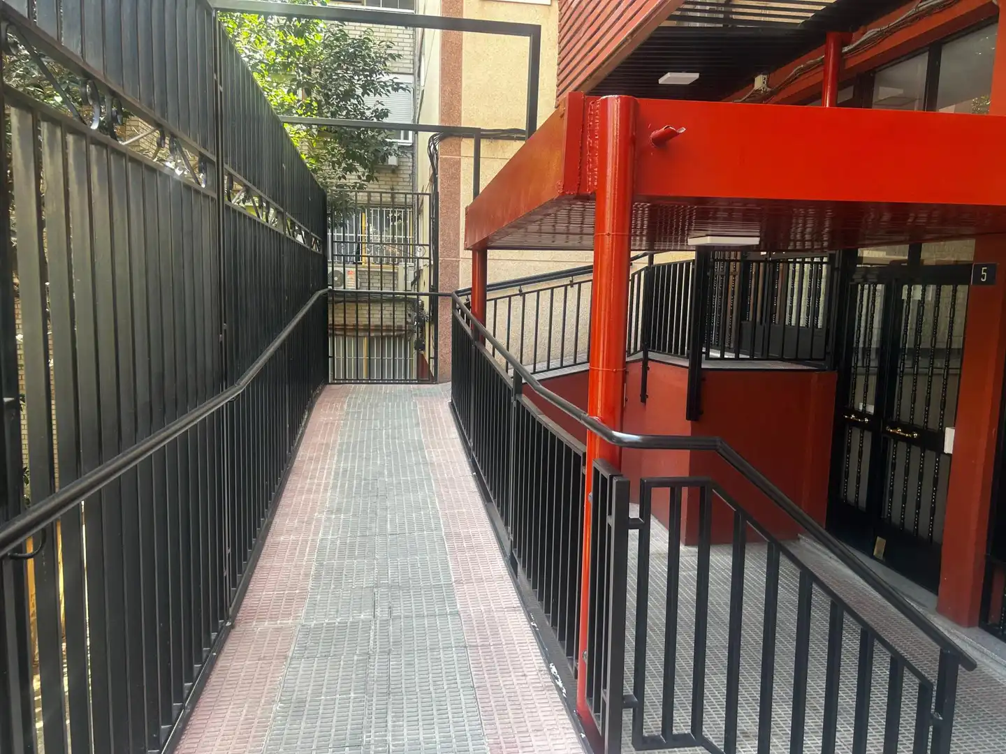 Piso en venta en Coslada con Aire acondicionado, Calefacción y Amueblado