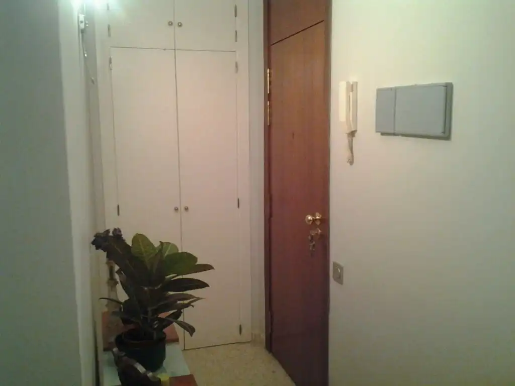 Wohnung zur Miete in Sevilla mit Klimaanlage, Waschmaschine und Mikrowelle
