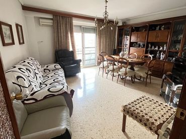 Piso con balcón en venta en Meliana