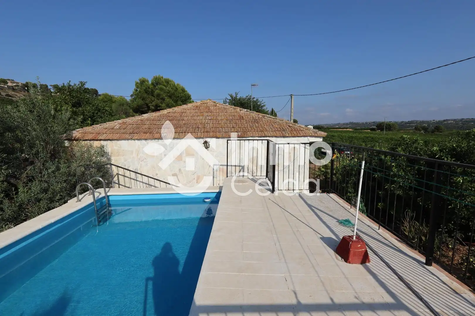 Piscina de Casa o xalet en venda en Torrent amb Aire condicionat, Calefacció i Jardí privat