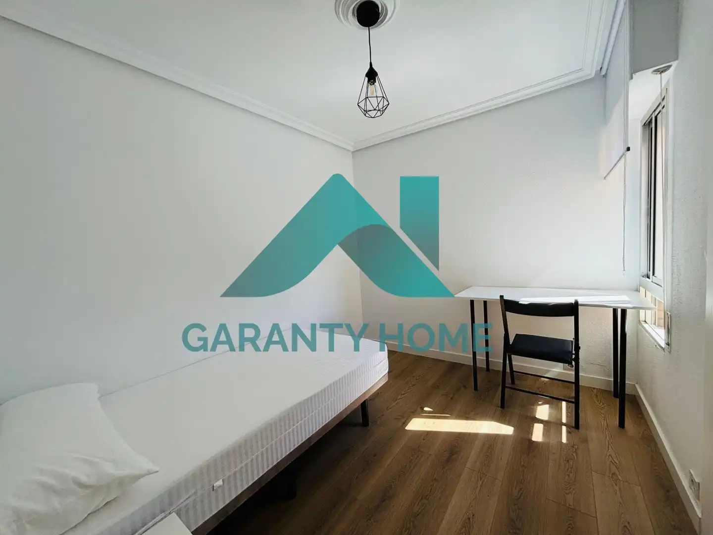Flat for rent in Cáceres  with Air Conditioner and Furnished