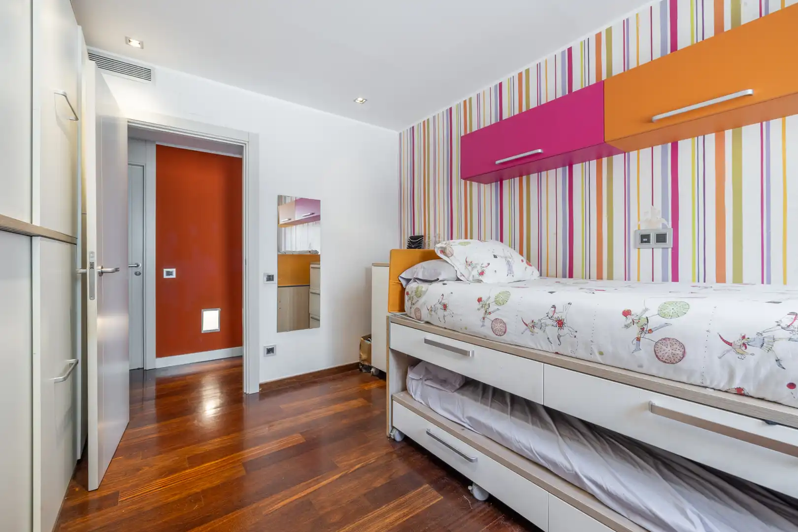 Bedroom of Houses for sale in Cerdanyola del Vallès  with Furnished