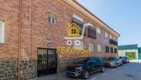 Exterior view of Flat for sale in Yeles  with Air Conditioner, Heating and Storage room