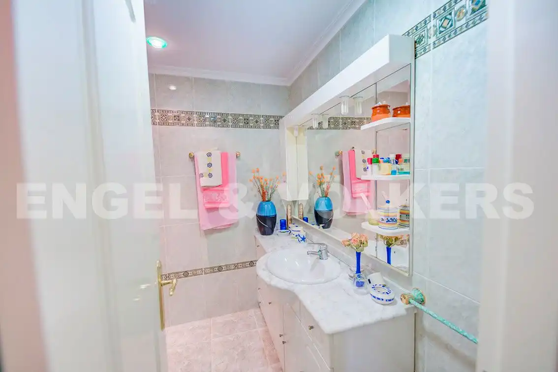 Bathroom of Houses for sale in El Campello  with Air Conditioner, Private garden and Terrace