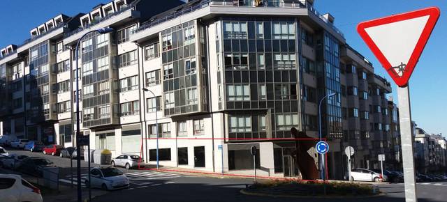 Local comercial en Alquiler en Rúa Amparo López Jean en Portádego - Vilaboa Norte