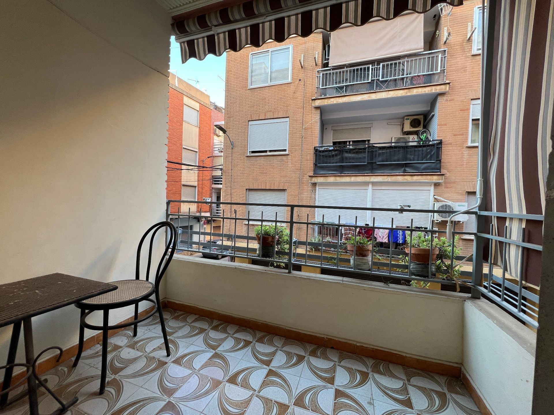 Balcony of Flat for sale in Torrent  with Air Conditioner and Storage room