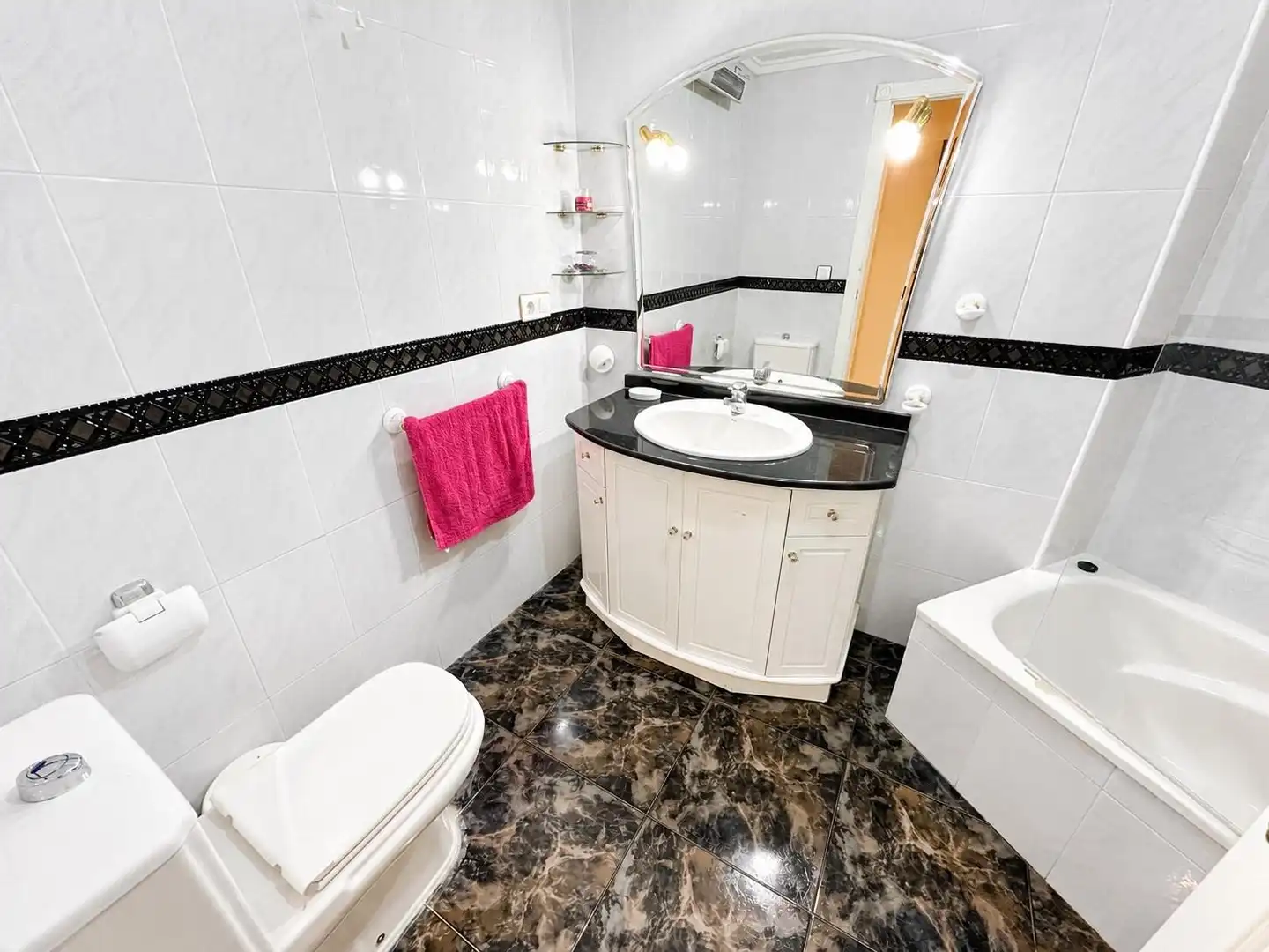 Baño de Piso en venta en Crevillent con Aire acondicionado, Calefacción y Parquet