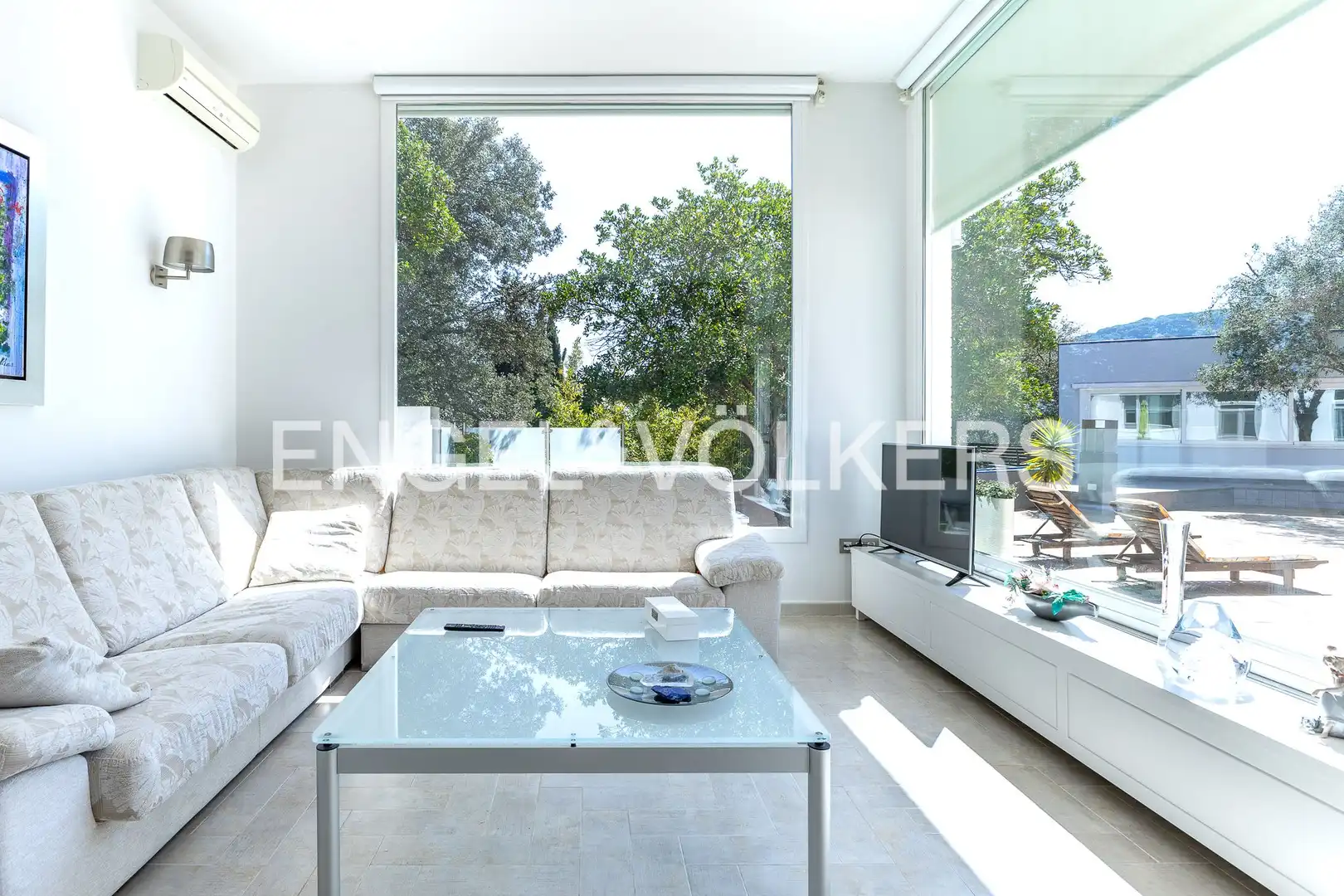 Sala d'estar de Casa o xalet en venda en Argentona amb Calefacció, Jardí privat i Terrassa