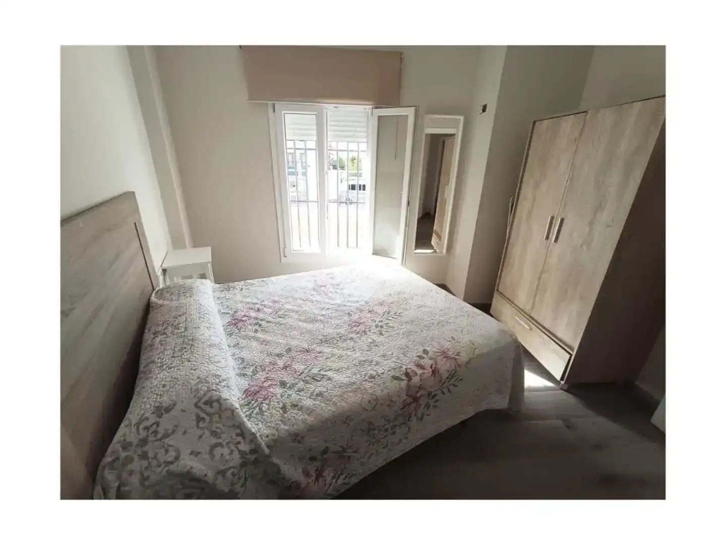 Bedroom of Flat for rent in Chipiona  with Air Conditioner
