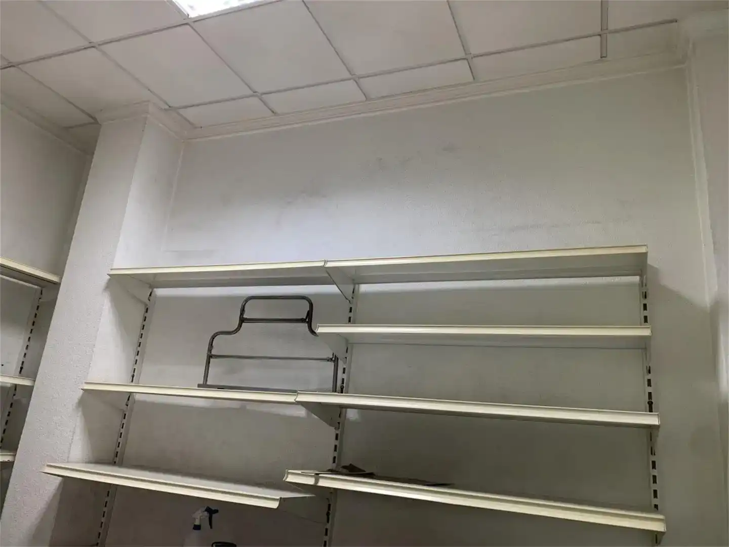 Local de alquiler en Pedanías Este