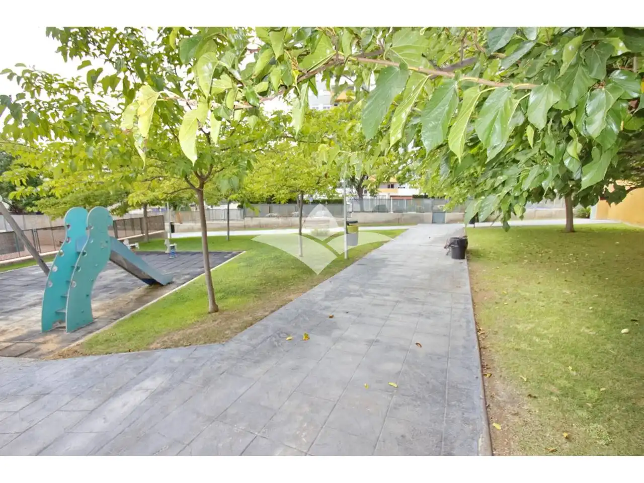 Vista exterior de Piso en venta en Paterna con Aire acondicionado, Terraza y Trastero