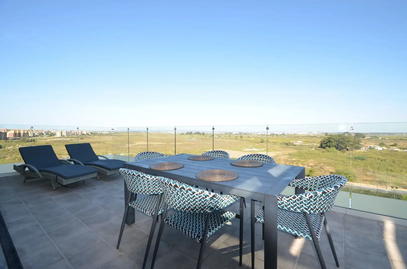 Penthouse with pool for sale in Isla Canela, imagen 3