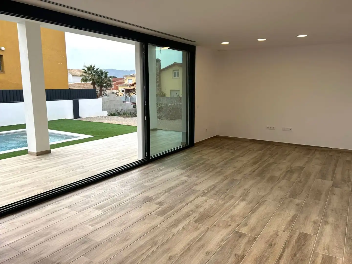 Houses for sale in Francesc Pujol, 1, La Franquesa - Oasis Park