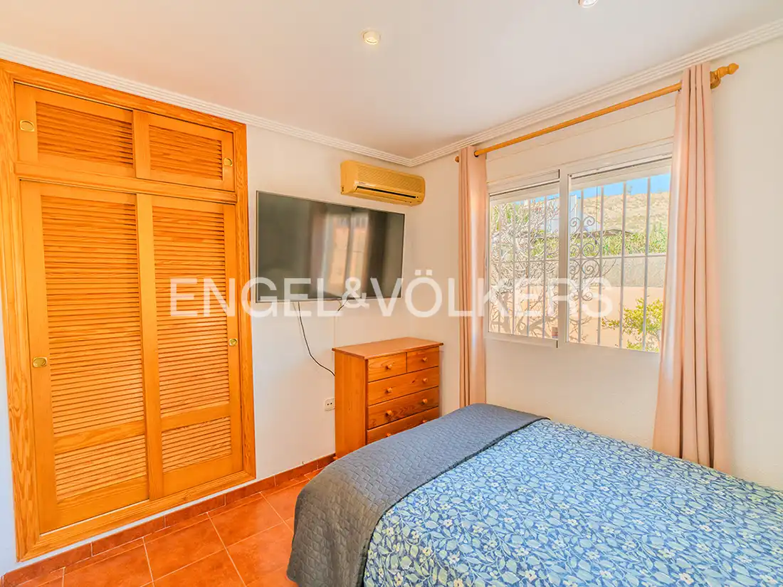 Habitación de Casa o chalet en venta en Mutxamel con Aire acondicionado, Calefacción y Jardín privado