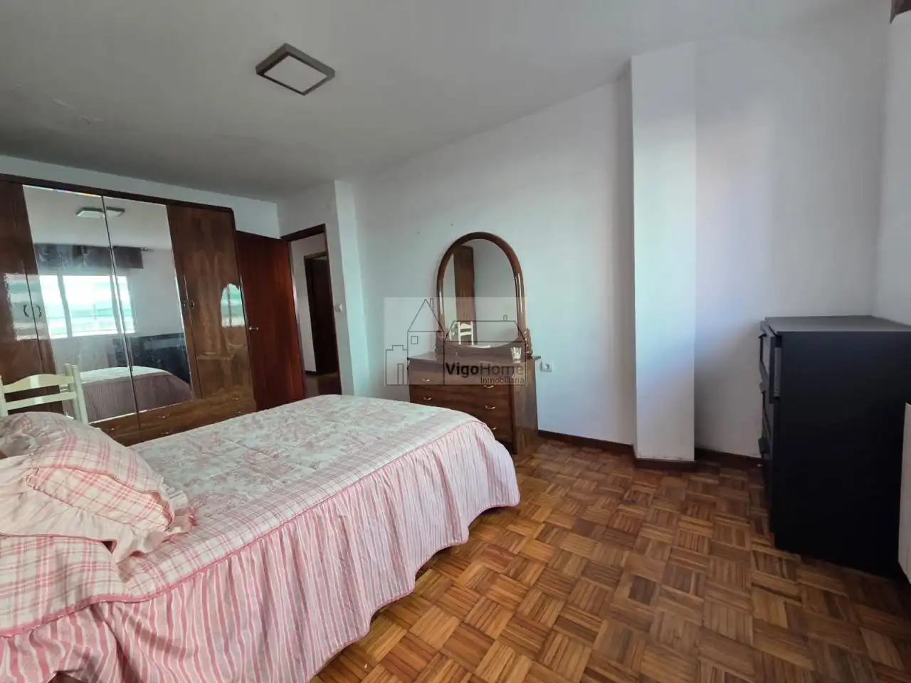 Bedroom of Flat for sale in Moaña  with Heating and Storage room