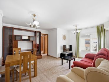Piso en venta en Calle Carmen de Burgos