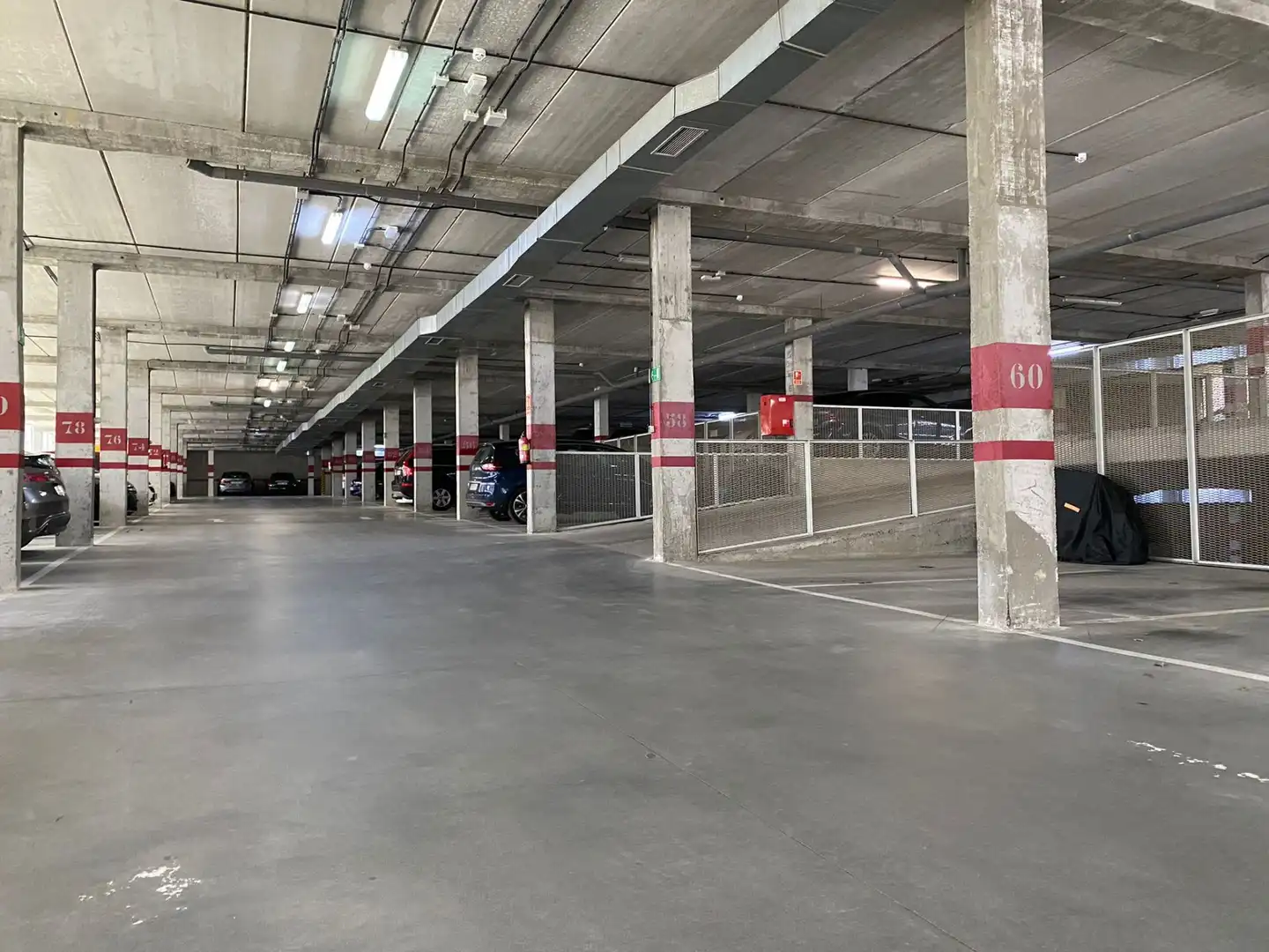 Aparcament de Pis en venda en Tres Cantos amb Aire condicionat, Calefacció i Terrassa