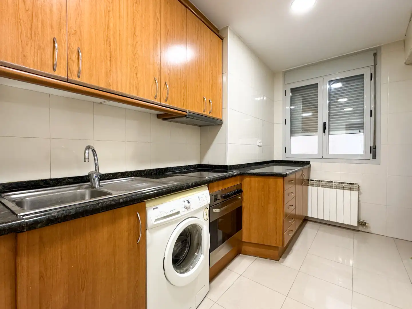 Cocina de Piso en venta en Lleida con Calefacción, Parquet y Horno