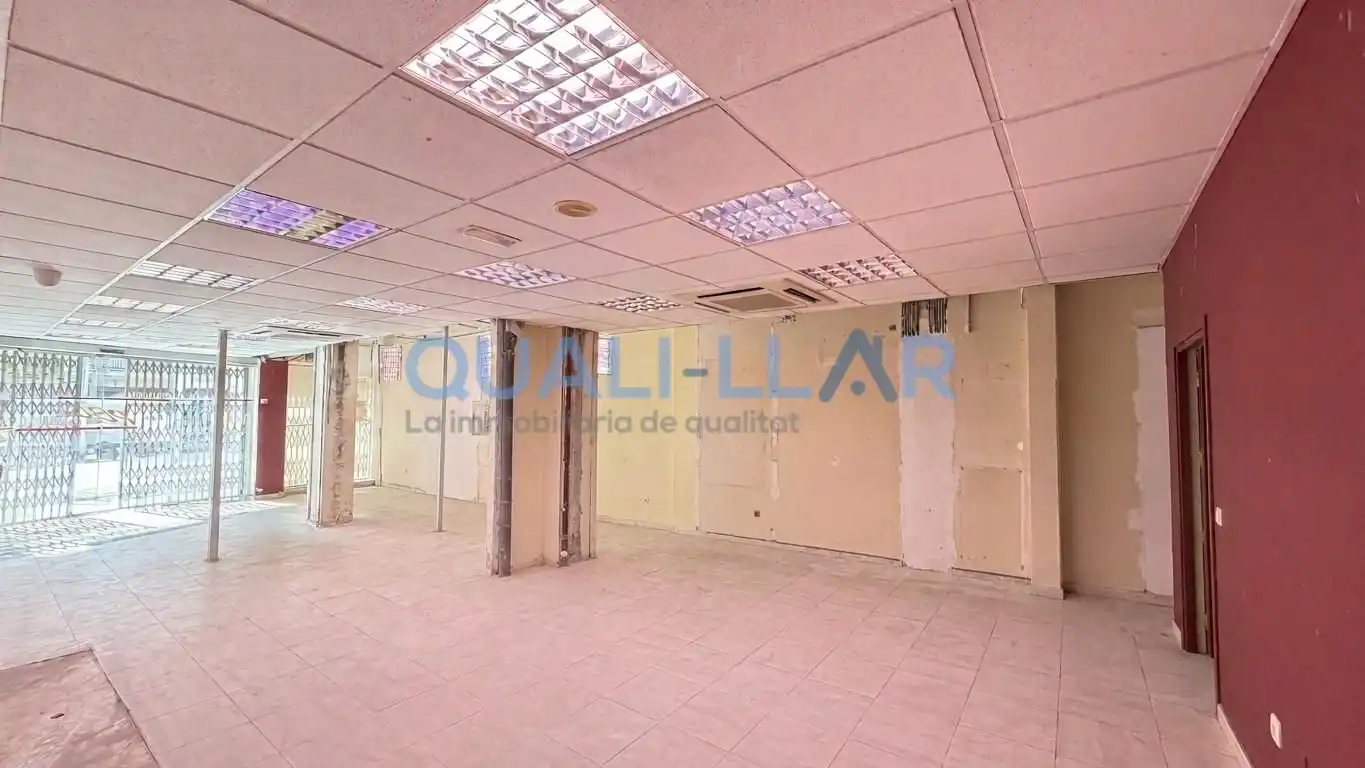 Local comercial en venda a calle de Santa Creu, imagen 2