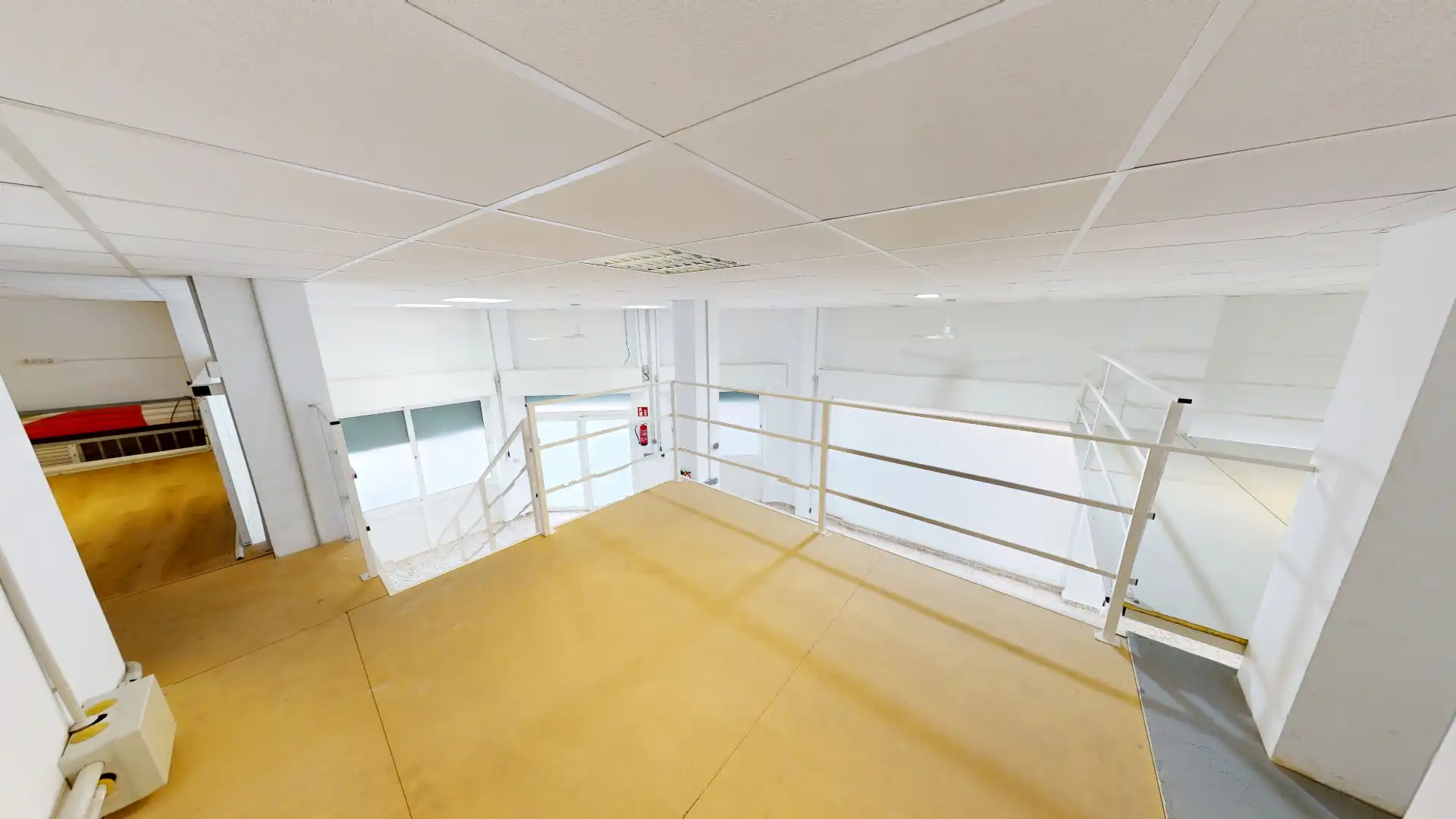 Local en venta en El Campello con Aire acondicionado, Calefacción y Alarma