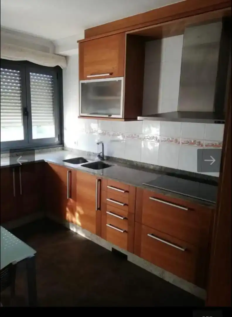 Küche von Wohnung zur Miete in A Pobra do Caramiñal