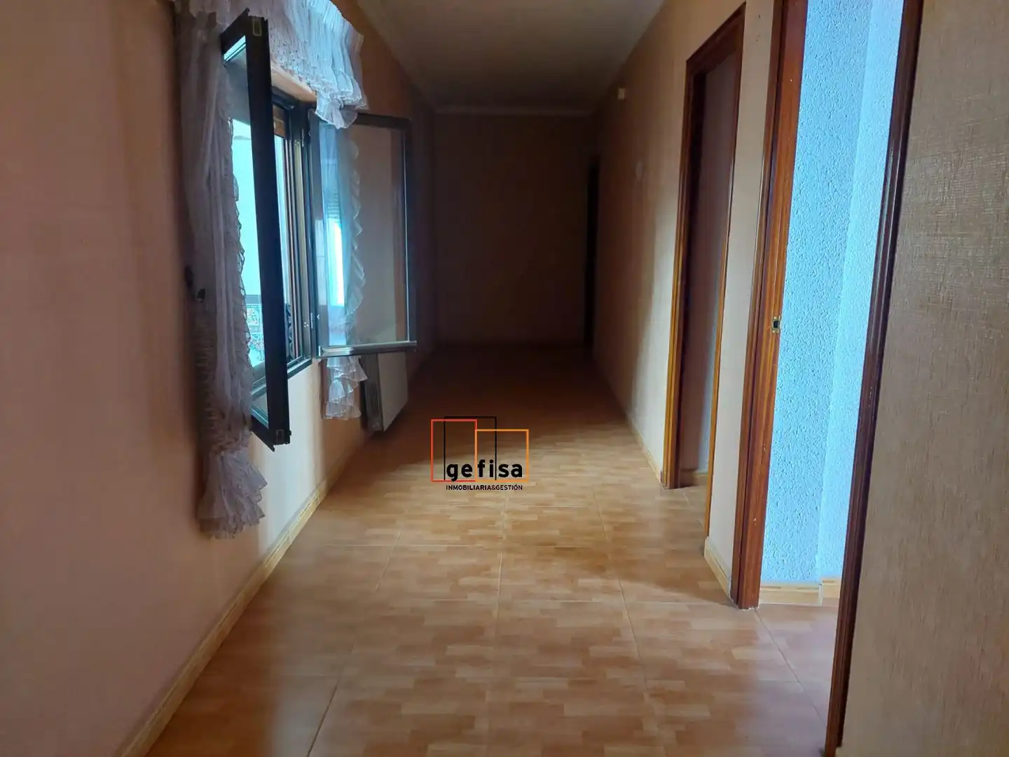 Casa amb terrassa en venda a Valdepeñas, imagen 7