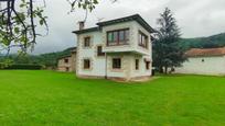 Vista exterior de Casa o xalet en venda en Molledo amb Terrassa i Balcó