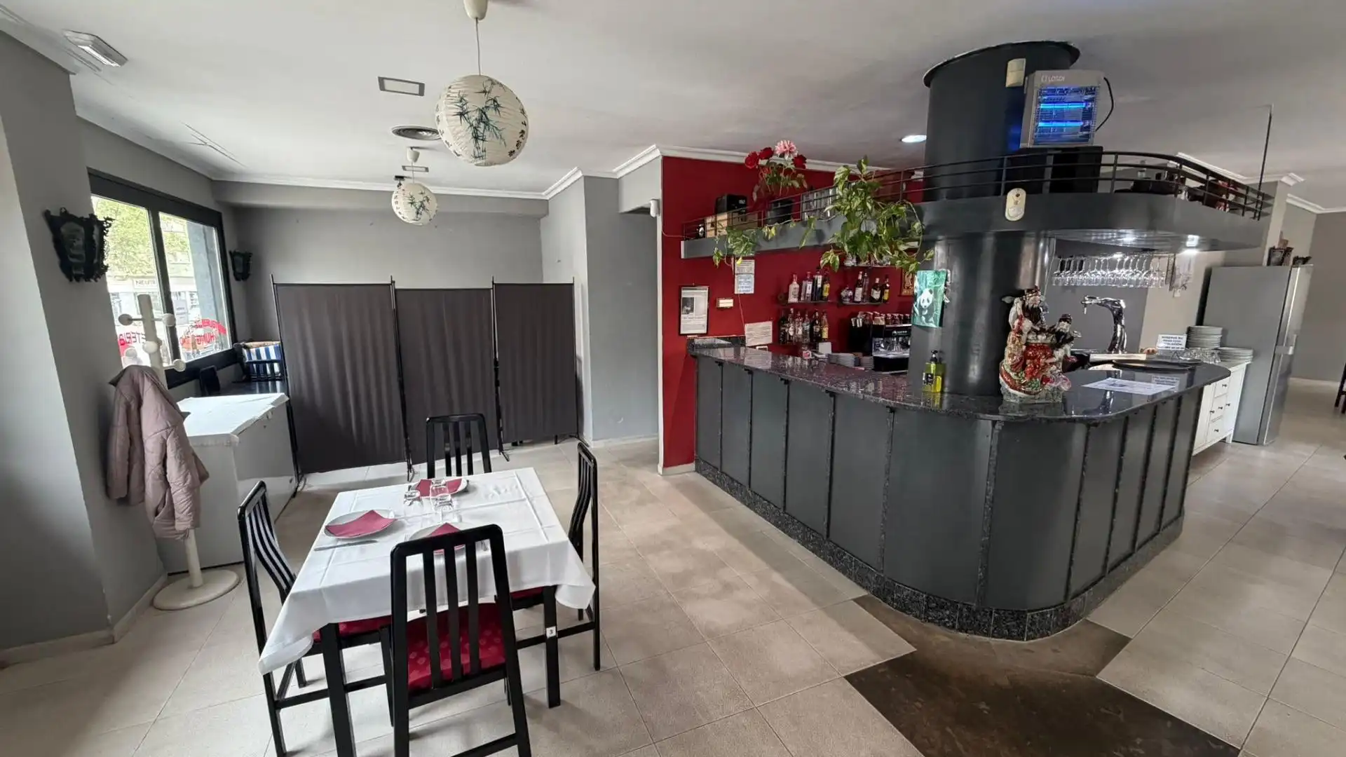 Gewerbefläche zur Miete in Calle de Maestro Albéniz, imagen 2