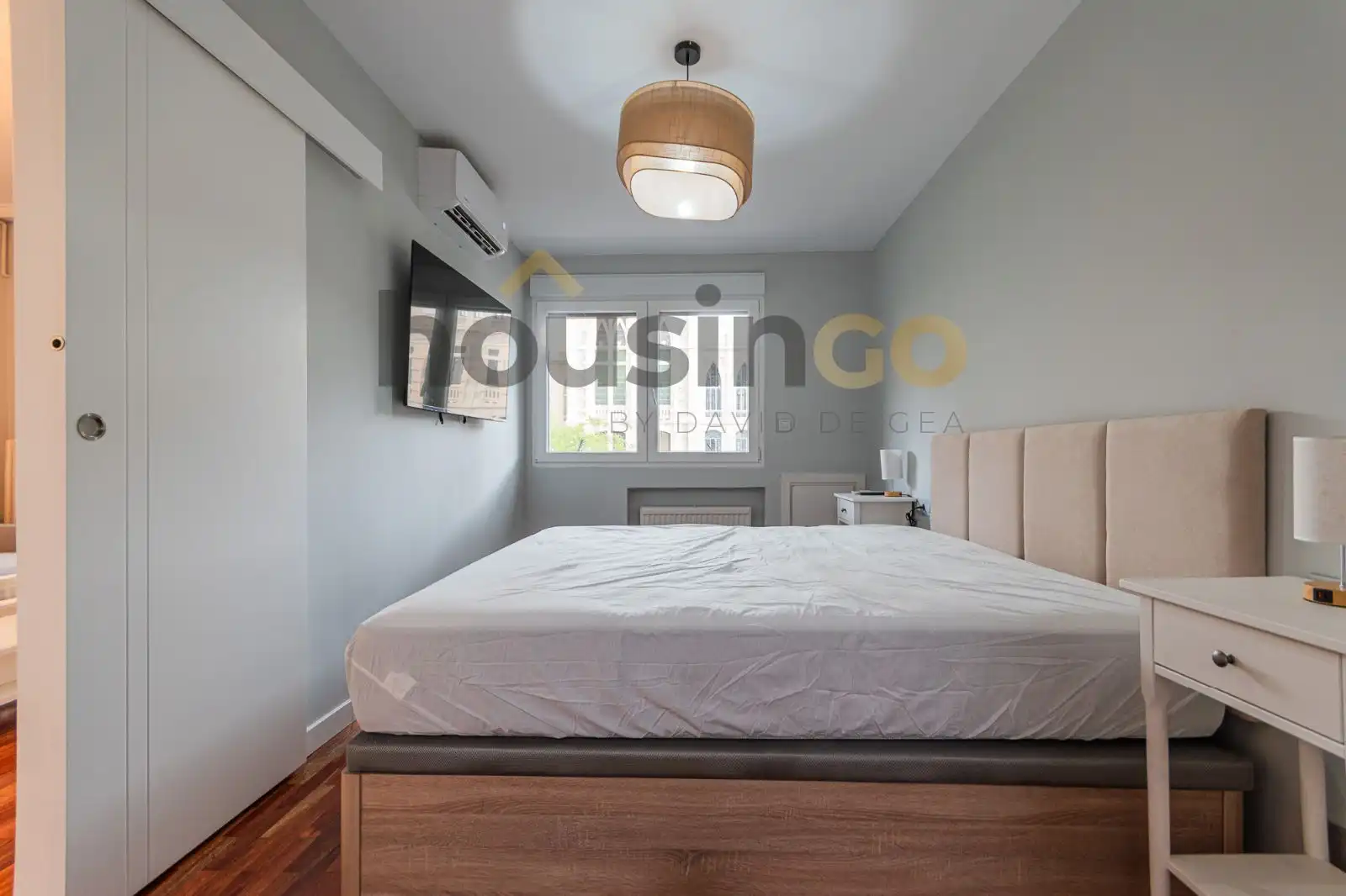 Bedroom of Flat for rent in Madrid  with Air Conditioner, Heating and Terrace