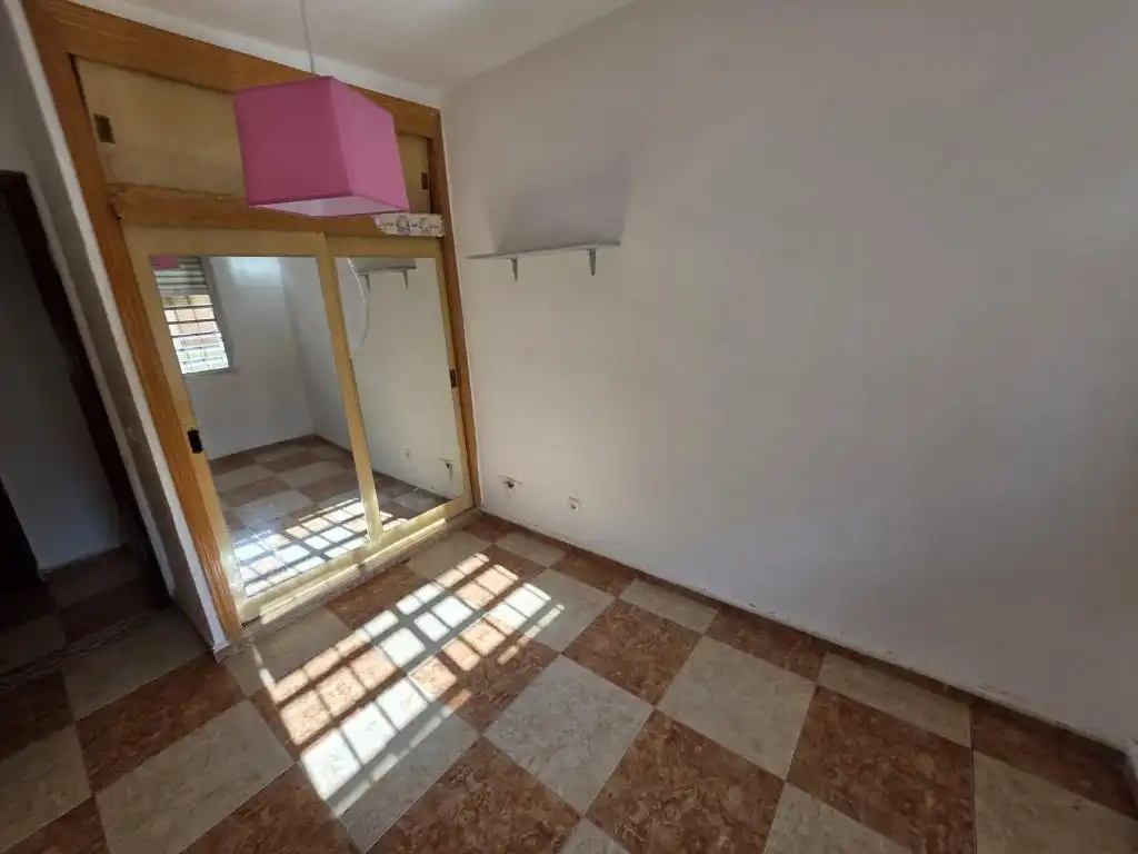 Wohnung zum Verkauf in Calle Fray Martín de Córdoba, Huerta de la Reina - Trassierra