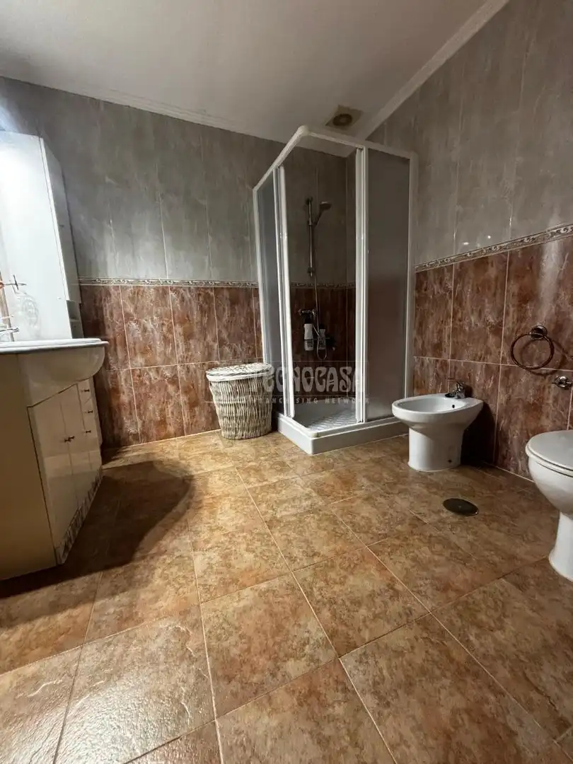 Bathroom of Houses for sale in Sevilla  with Air Conditioner