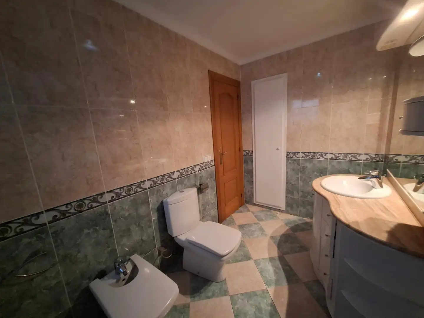 Badezimmer von Maisonette zum Verkauf in Castelló de Rugat mit Klimaanlage und Terrasse