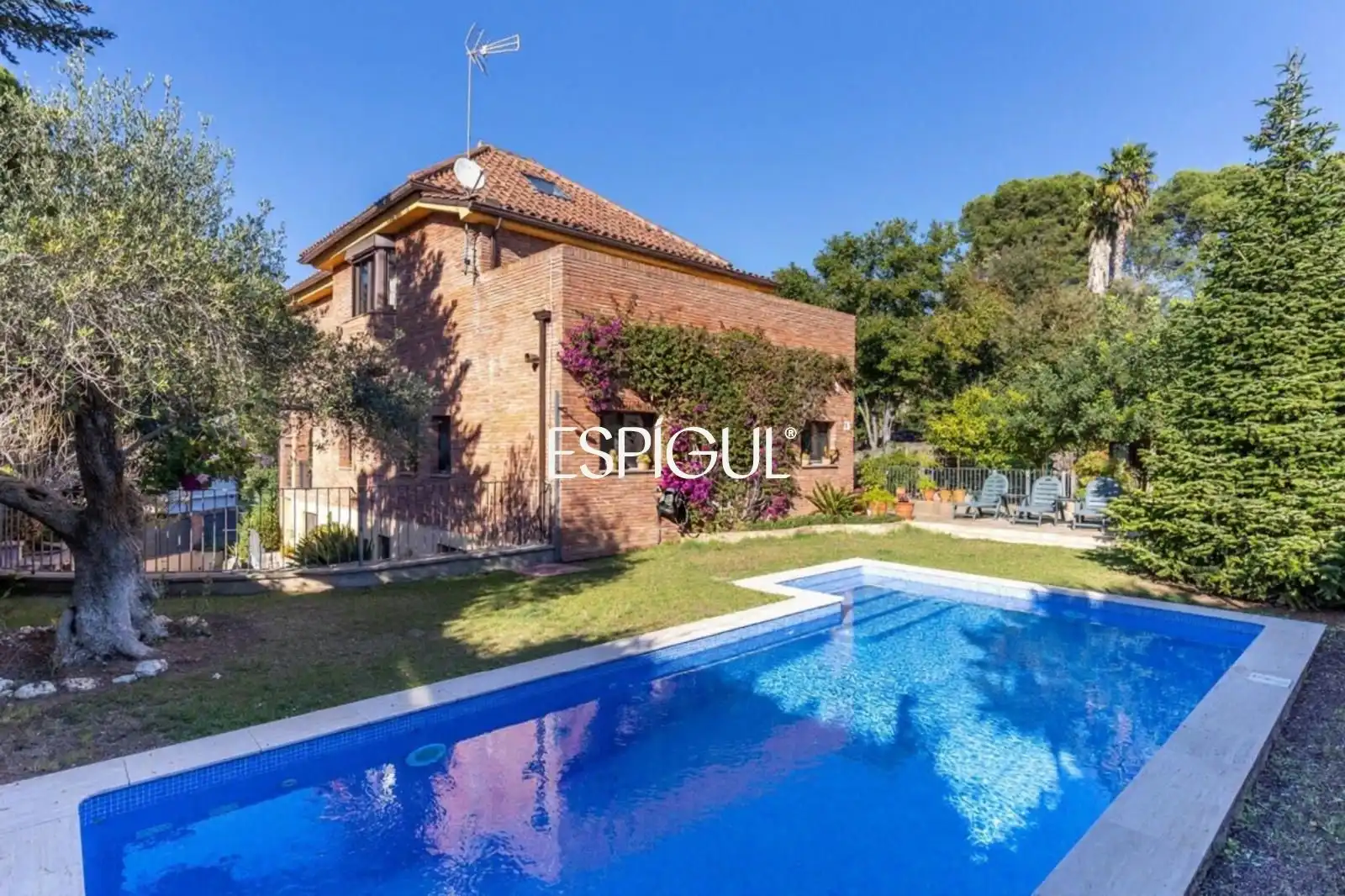 Jardín de Casa o chalet en venta en Sant Cugat del Vallès con Aire acondicionado, Calefacción y Jardín privado