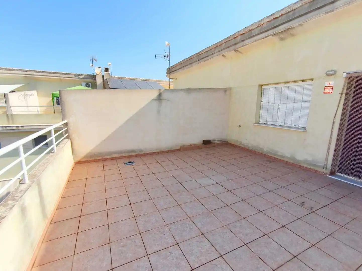 Terrassa de Pis de lloguer en Favara amb Terrassa, Piscina i Balcó