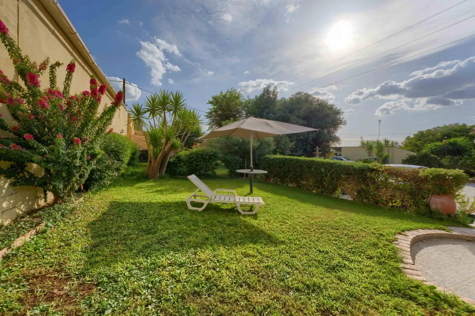 Jardín de Casa o chalet en venta en Sanlúcar la Mayor con Aire acondicionado, Calefacción y Jardín privado