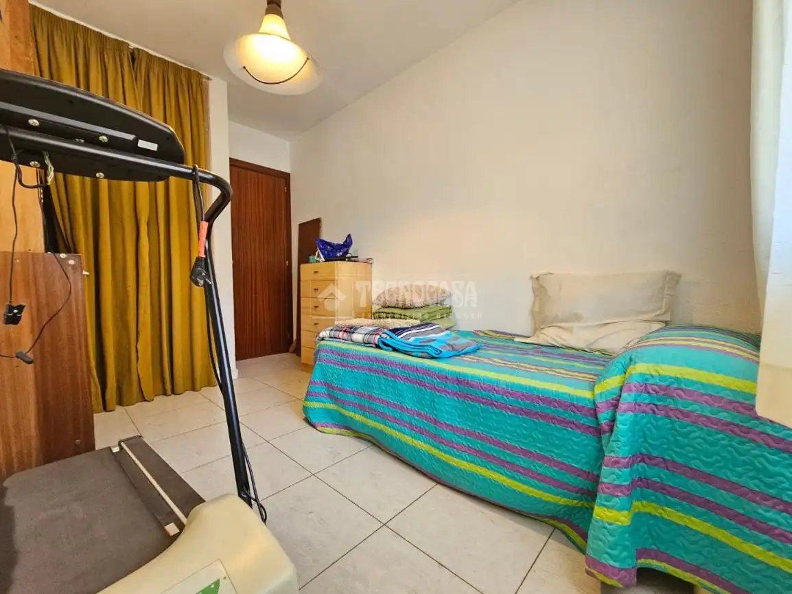 Bedroom of Duplexes for sale in Zaragoza  with Heating, Terrace and Storage room