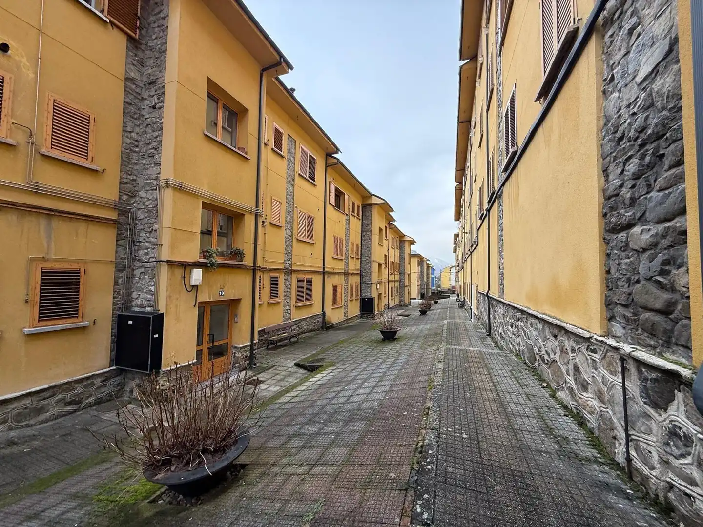 Exterior view of Flat for sale in Degaña  with Storage room