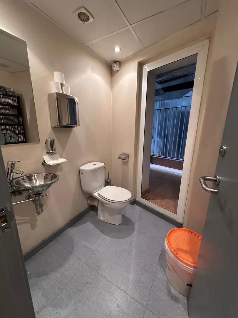 Badezimmer von Wohnung zum Verkauf in Barcelona