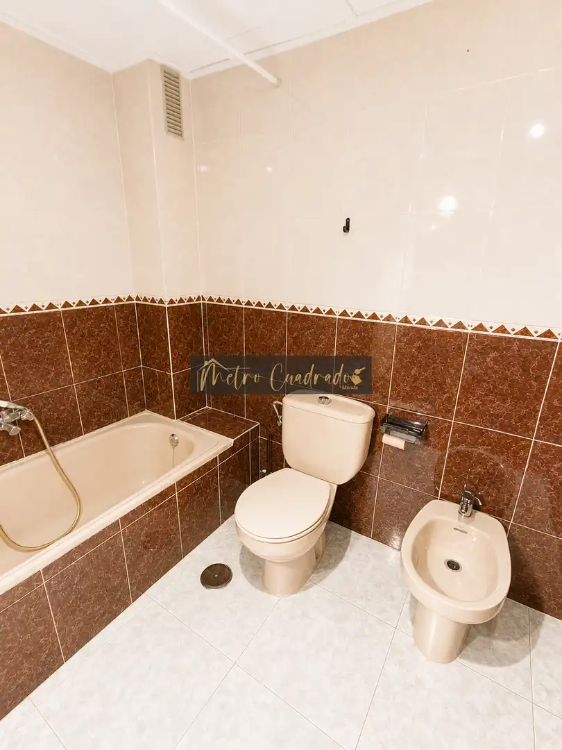 Baño de Piso en venta en Guareña con Aire acondicionado