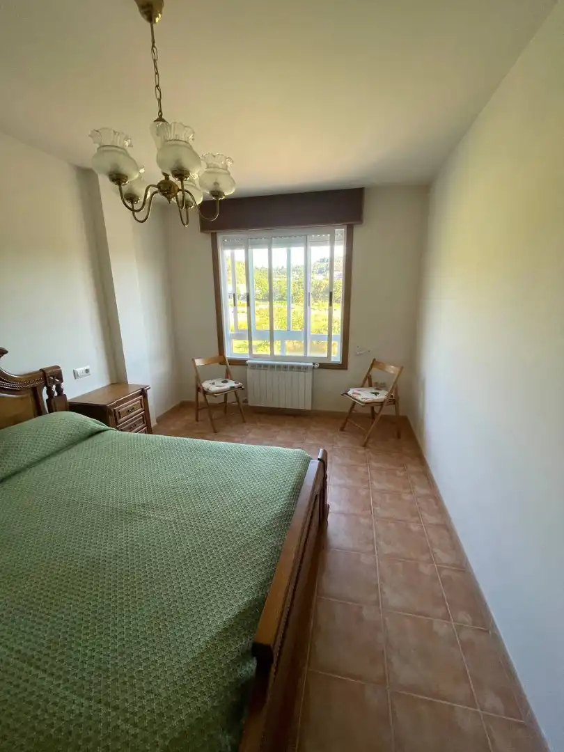 Habitación de Casa o chalet en venta en Culleredo con Calefacción, Jardín privado y Amueblado
