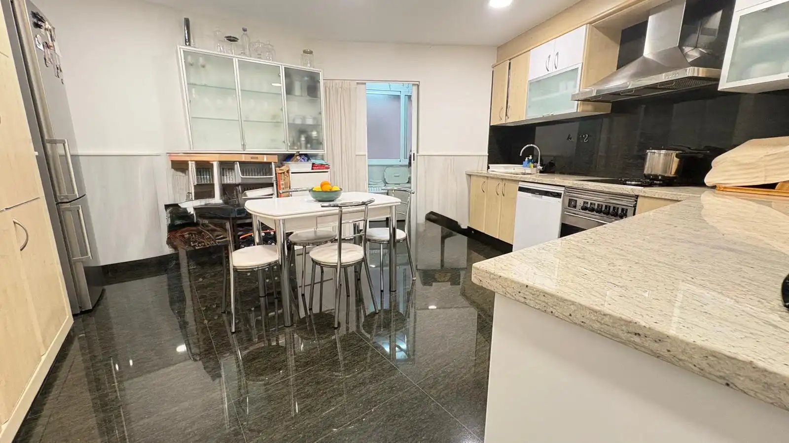 Cocina de Piso en venta en Murcia con Aire acondicionado y Balcón