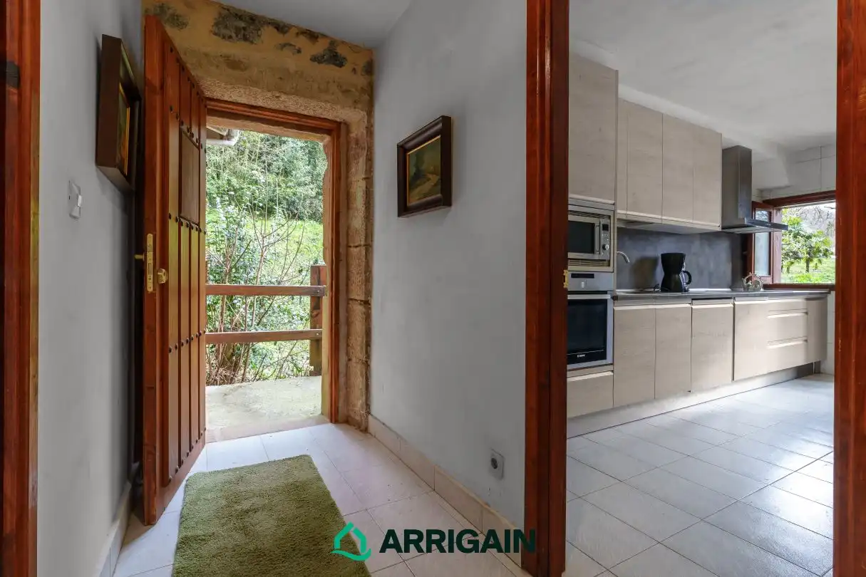 Jardí de Casa o xalet en venda en Donostia - San Sebastián  amb Calefacció, Jardí privat i Traster