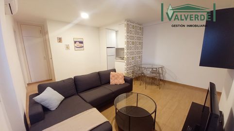 Foto 2 de Apartament de lloguer a Plaza de la Trinidad, Centro - Sagrario, Granada Capital