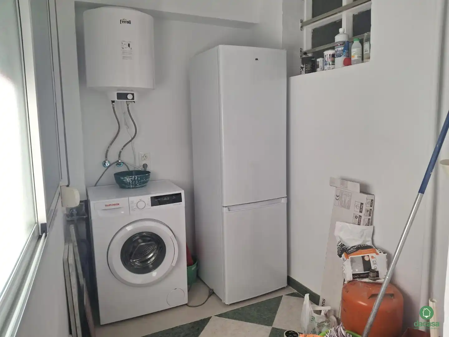 Küche von Wohnung zur Miete in Huelva mit Möbliert, Waschmaschine und Fernseher