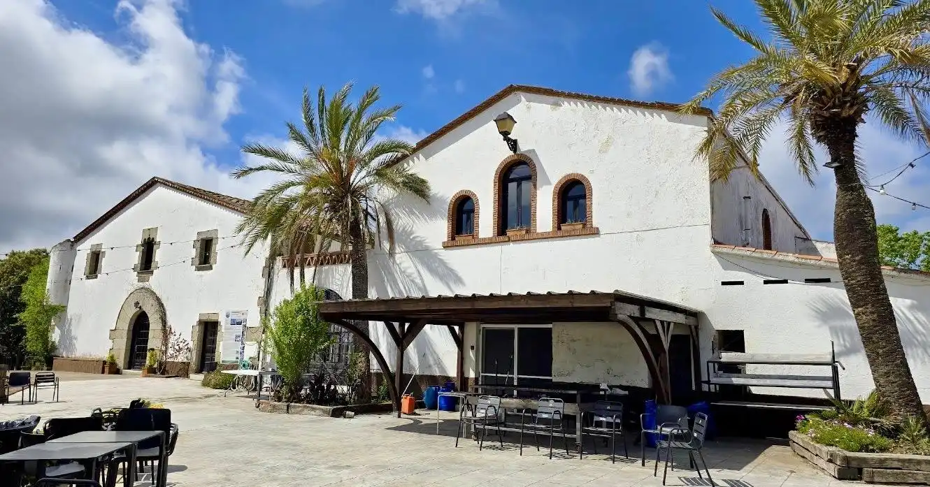 Casa rústica amb terrassa en venda a Tordera pueblo, imagen 2