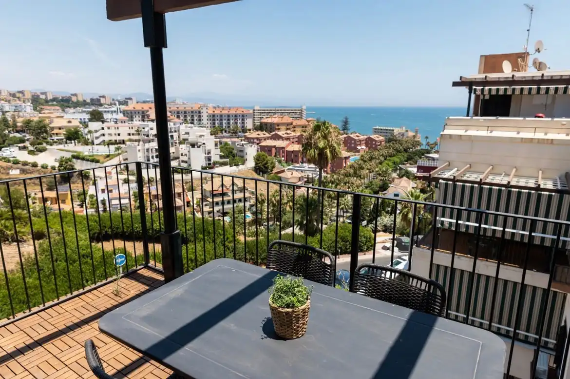 Apartamento con piscina en venta en Parque de la Paloma