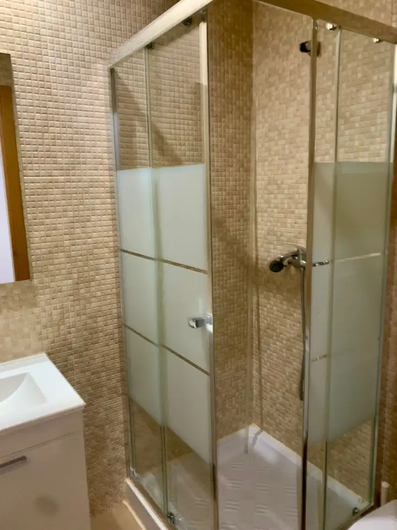 Baño de Piso en venta en Pozuelo de Calatrava con Aire acondicionado, Calefacción y Amueblado